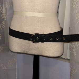 michael kors logo belt size large